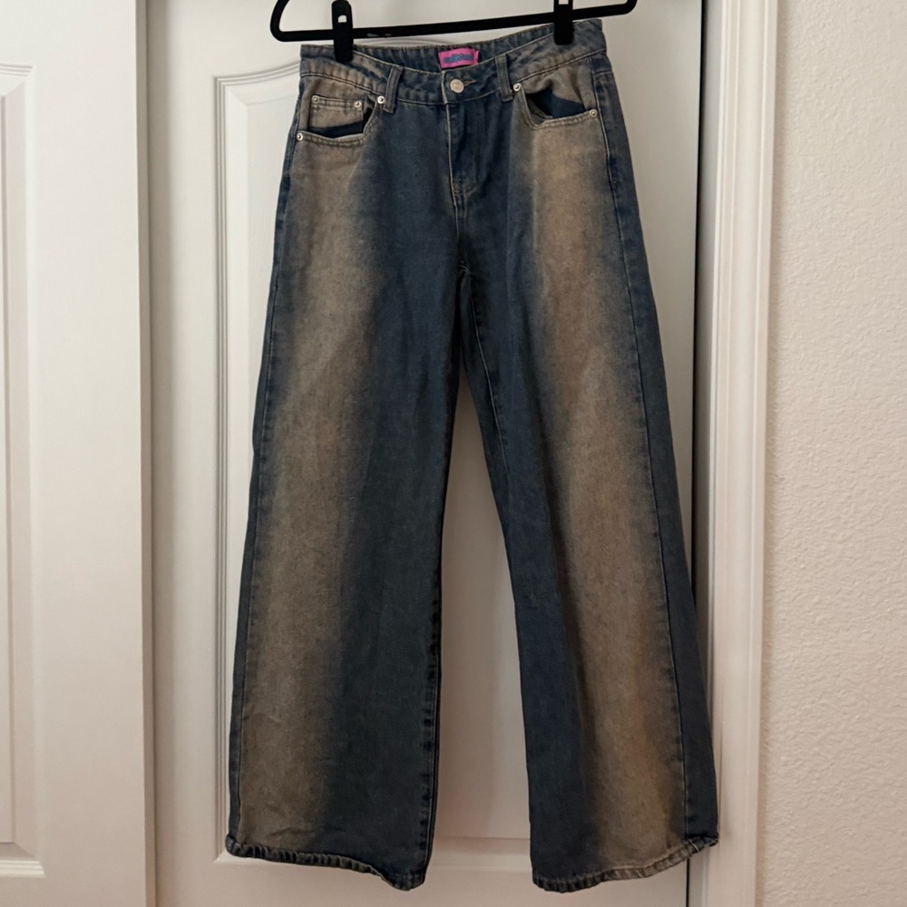 Edikted Raelynn Washed Low Rise Heans